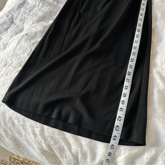 Diane Von Furstenberg Vintage Boyet Dress in Black 100% Wool - Picture 9 of 10